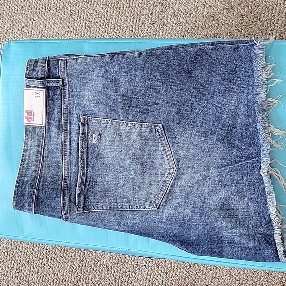 DD Denim Distressed.Shorts 3X - Picture 1 of 4